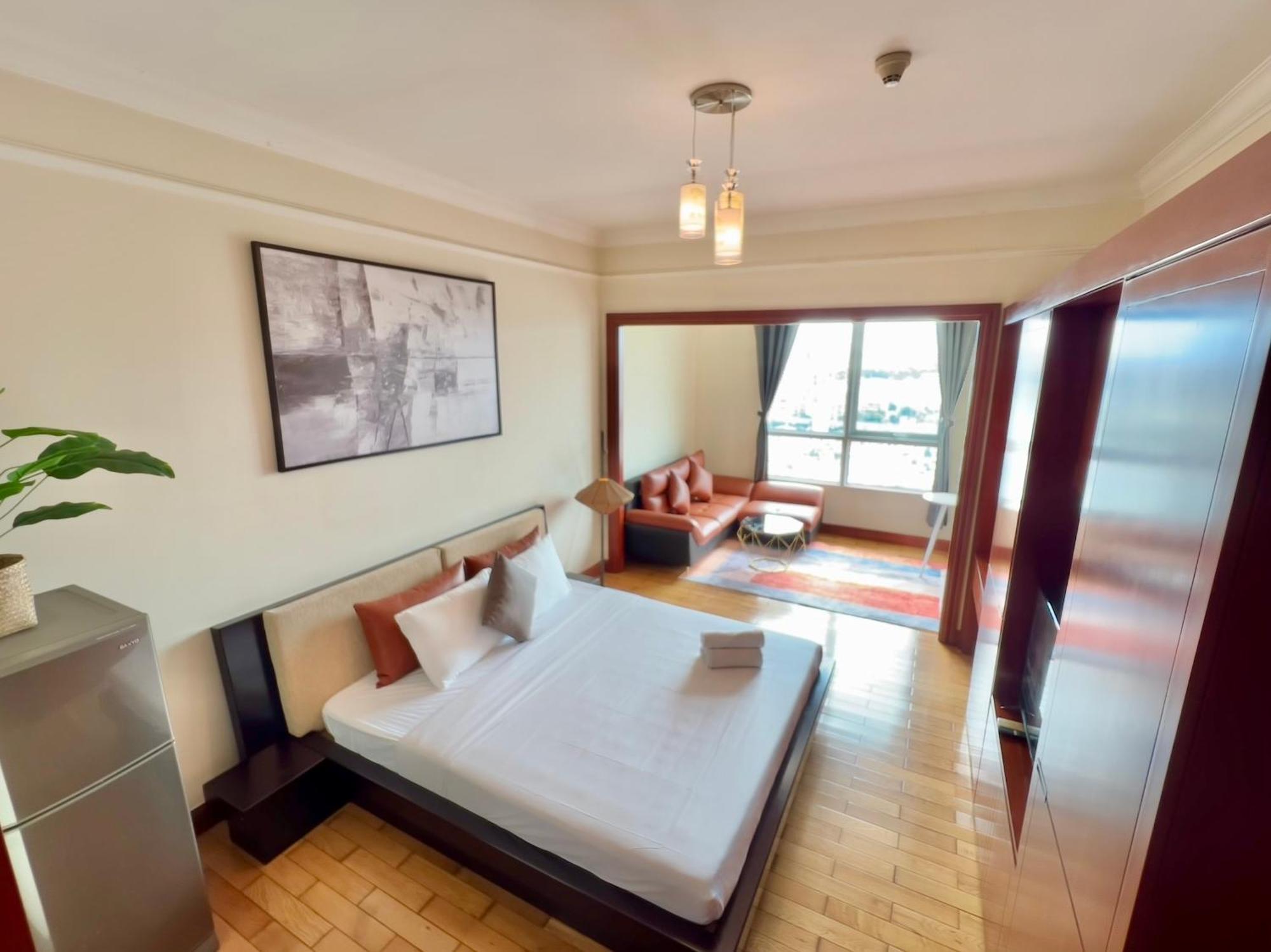 Diny Aparthotel - Rooftop Pool - The Manor 2 Ho-Chi-Minh-Stadt Exterior foto